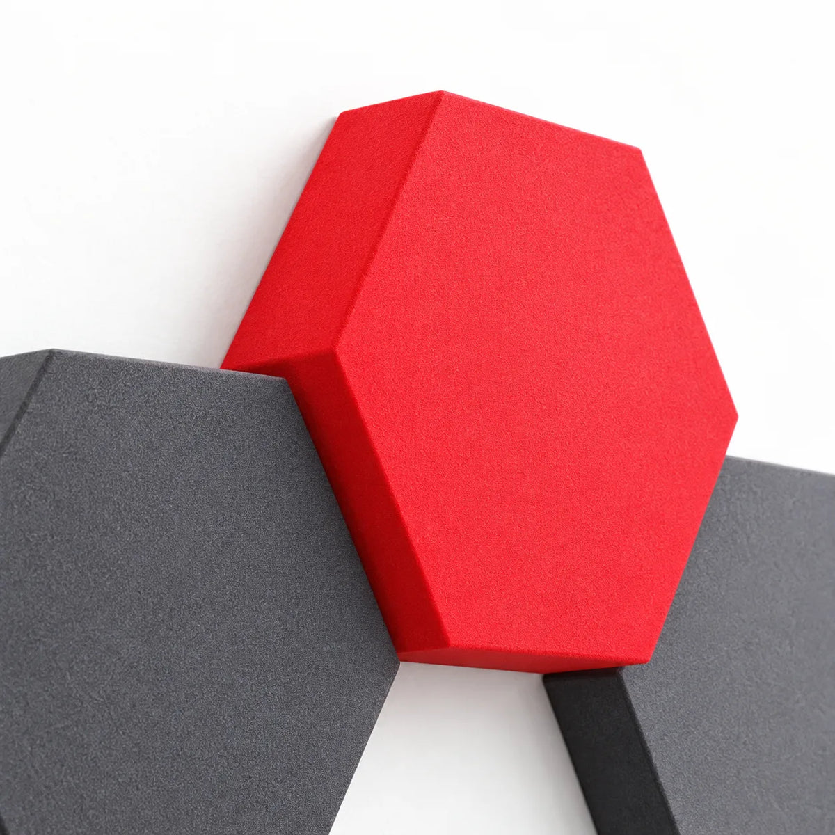 Velvet Hexa Dark Red – Illustration der Oberfläche und geraden Kanten.
