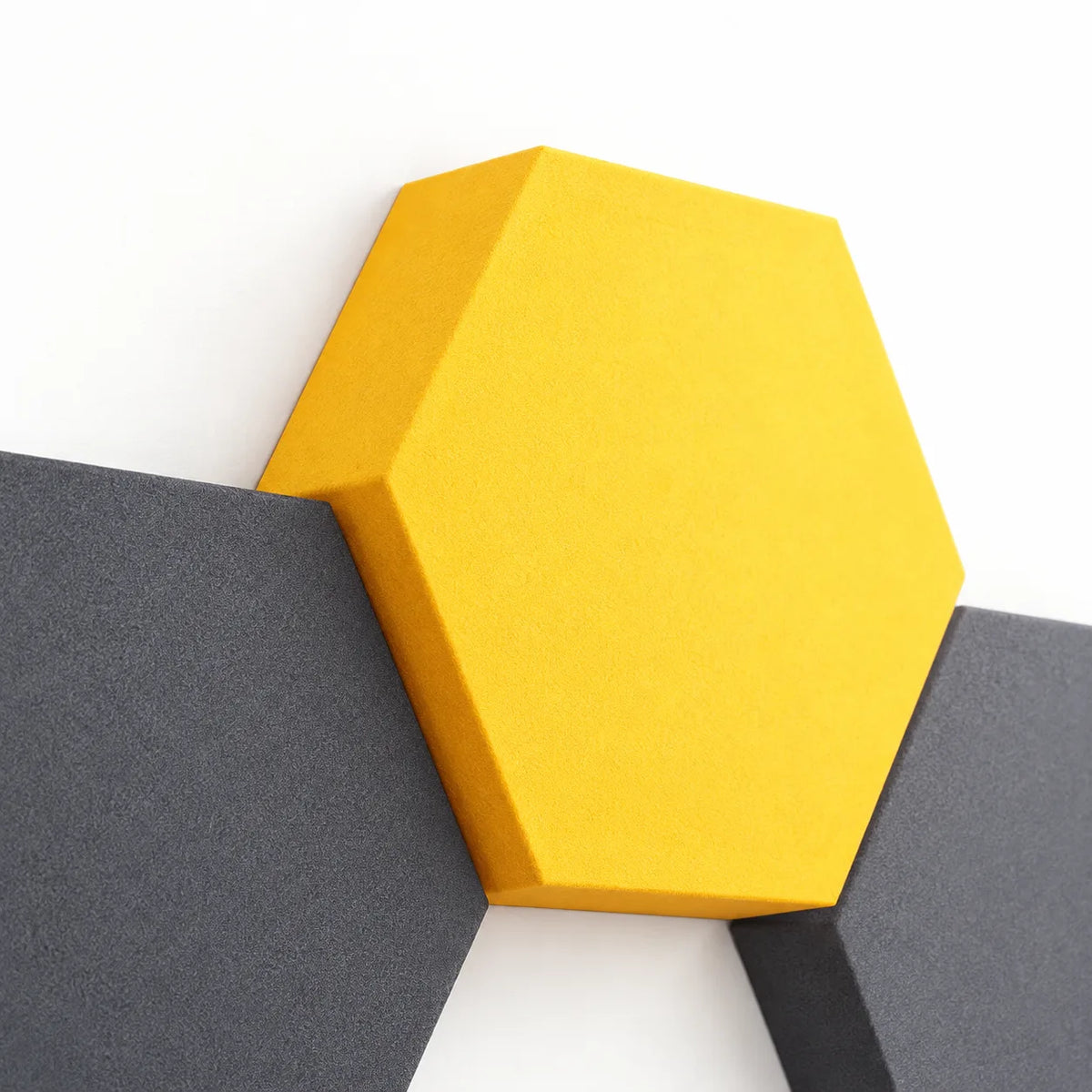 Velvet Hexa Dark Yellow – Illustration der Oberfläche und geraden Kanten.