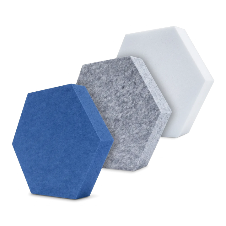 Fiber Hexa Akustikelemente aus PET-Vlies in drei Farben, drei Sechsecke hintereinander