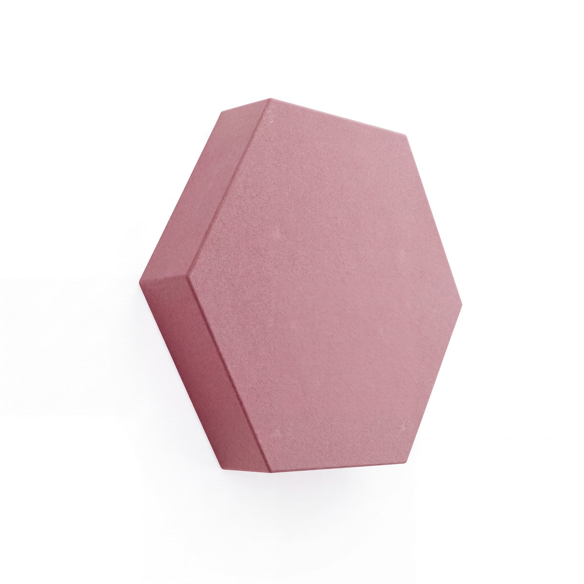 Velvet Hexa Akustikelement in Coral Pink, Sechseck mit Samtoberfläche, Schrägansicht