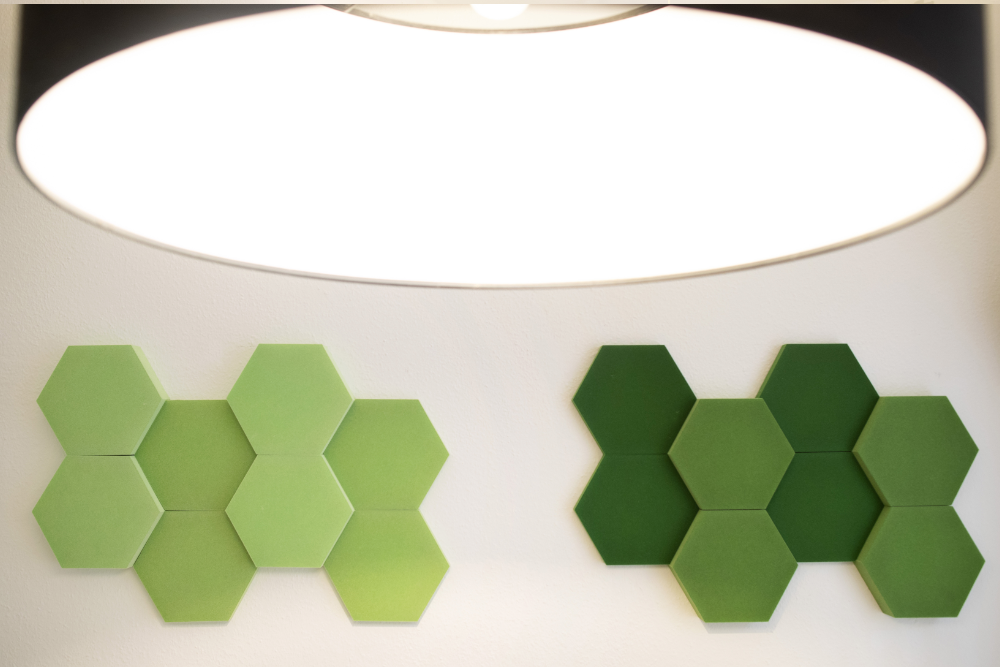 Green Hexa absorbers under a pendant light at Die Zappels