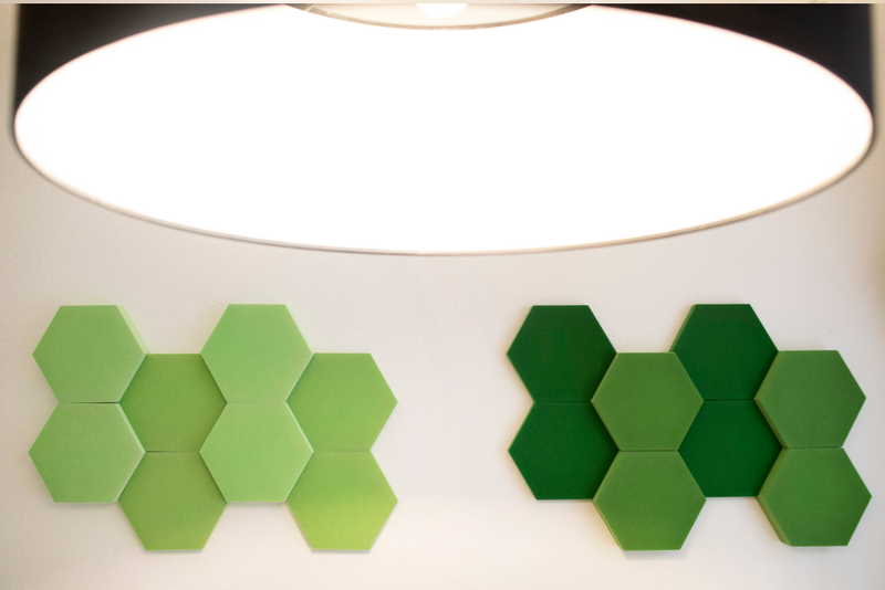 Green Hexa absorbers under a pendant light at Die Zappels